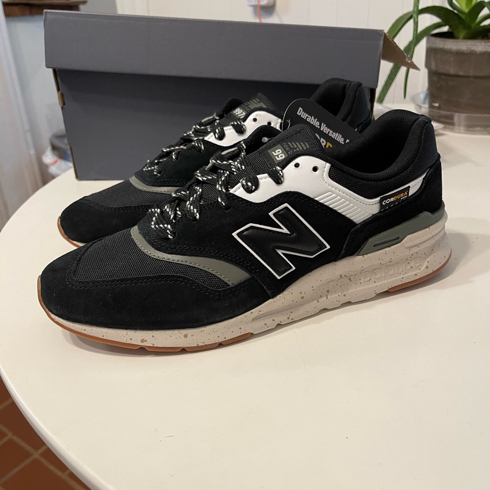 New balance classics